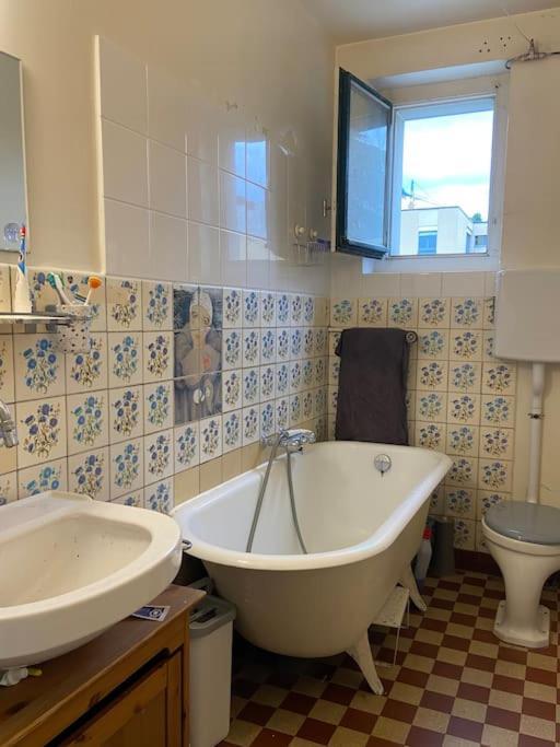 Quaint Central Apartamento